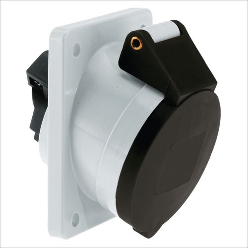 TOMA EMPOTRABLE 32AMP 3P+T 500V NEGRO 7H IP44